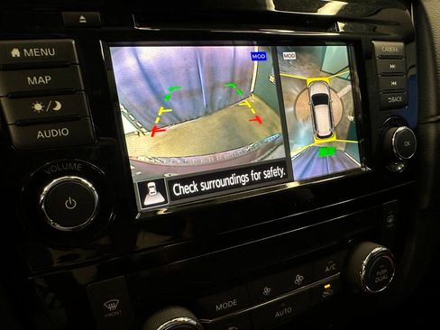 Used 2020 Nissan Rogue SV w/ Sun & Sound Touring Package AWD/4WD image 14