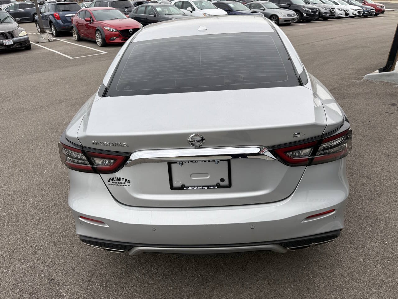 Used 2021 Nissan Maxima 3.5 SV w/ Floor Mat Group FWD image 10