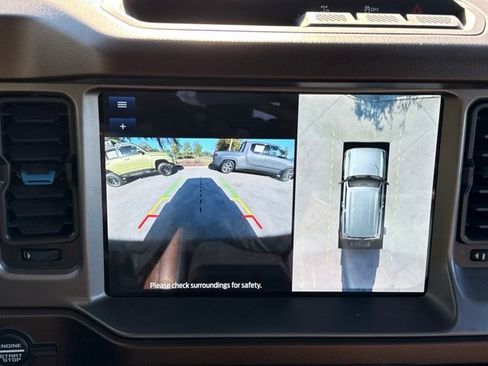 Used 2022 Ford Bronco Outer Banks image 24