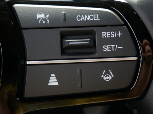 New 2025 Honda Pilot EX-L image 9