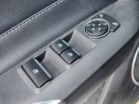 Used 2020 Ford Mustang Premium image 22