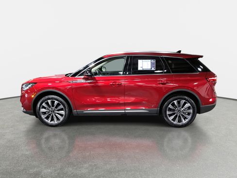 Used 2022 Lincoln Corsair Reserve w/ Equipment Group 201A image 8