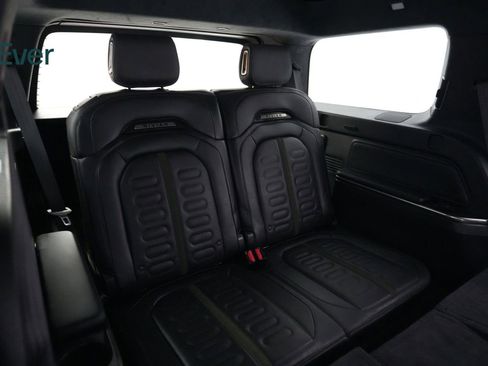 Used 2024 Rivian R1S Adventure image 26