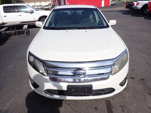 Used 2012 Ford Fusion SE FWD image 2