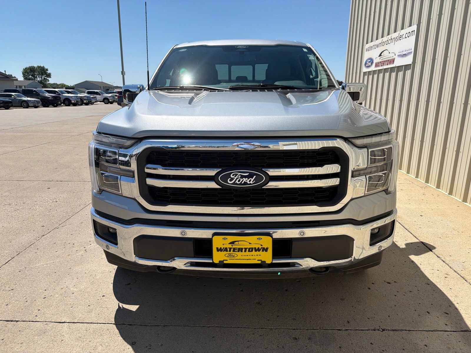 Used 2025 Ford F150 Lariat w/ Equipment Group 501A Mid AWD/4WD image 3