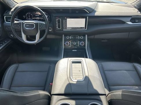 Used 2022 GMC Yukon XL Denali w/ Denali Premium Package AWD/4WD image 22