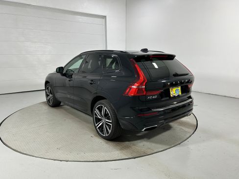 Used 2020 Volvo XC60 T6 R-Design w/ Protection Package Premier AWD/4WD image 22