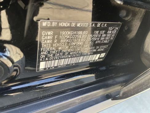 Used 2025 Honda HR-V Sport image 32