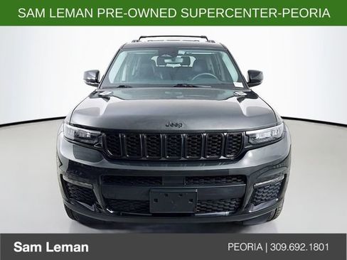 Used 2023 Jeep Grand Cherokee L Limited w/ Black Appearance Package AWD/4WD image 2