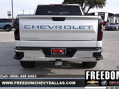 Used 2021 Chevrolet Silverado 1500 LT image 36