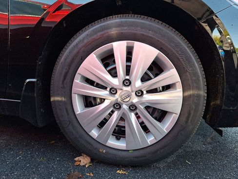 New 2025 Nissan Sentra S image 4