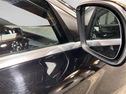 Used 2020 Mercedes-Benz C 300 4MATIC Sedan image 12