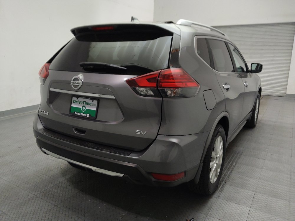 Used 2017 Nissan Rogue SV FWD image 7