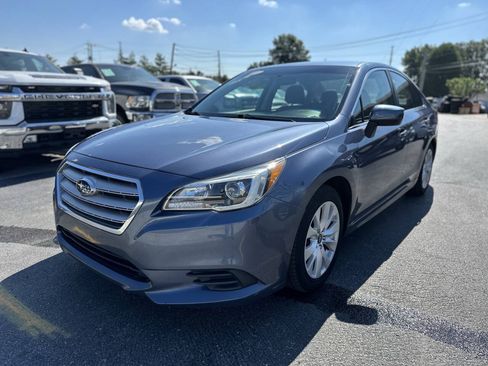 Used 2015 Subaru Legacy 2.5i Premium AWD/4WD image 3