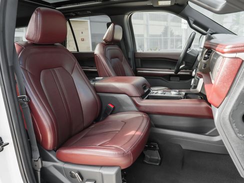 Used 2024 Ford Expedition Max Limited image 40