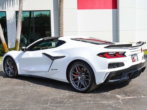 Used 2024 Chevrolet Corvette Z06 w/ Battery Protection Package image 45
