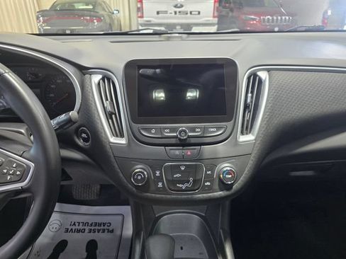 Used 2023 Chevrolet Malibu RS w/ LPO, Floor Liner Package FWD image 18