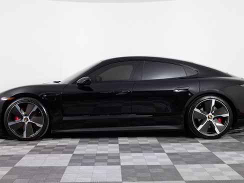 Used 2022 Porsche Taycan 4S image 3