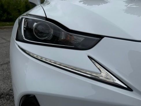 Used 2019 Lexus IS 300 F Sport w/ F Sport Package AWD/4WD image 8