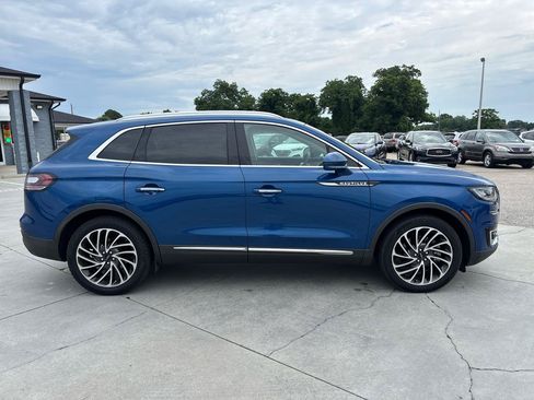 Used 2020 Lincoln Nautilus Reserve FWD image 3