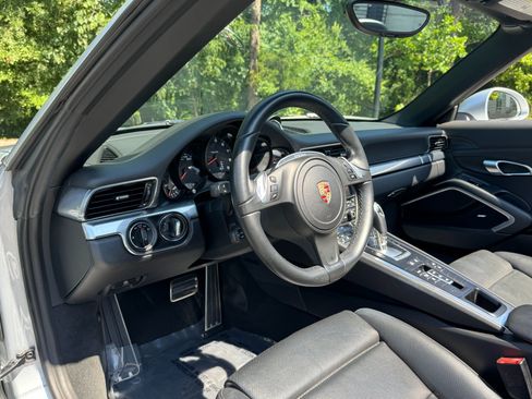 Used 2014 Porsche 911 Carrera 4 AWD/4WD image 38