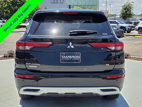 Used 2024 Mitsubishi Outlander SE Black Edition AWD/4WD image 3