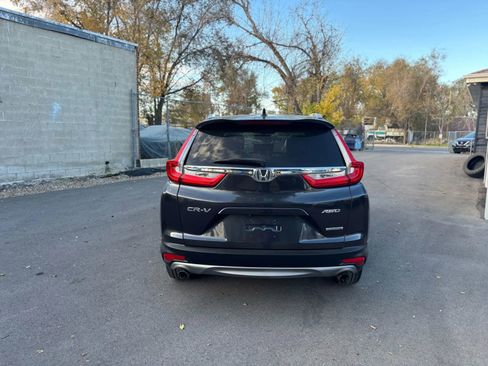 Used 2019 Honda CR-V Touring image 6