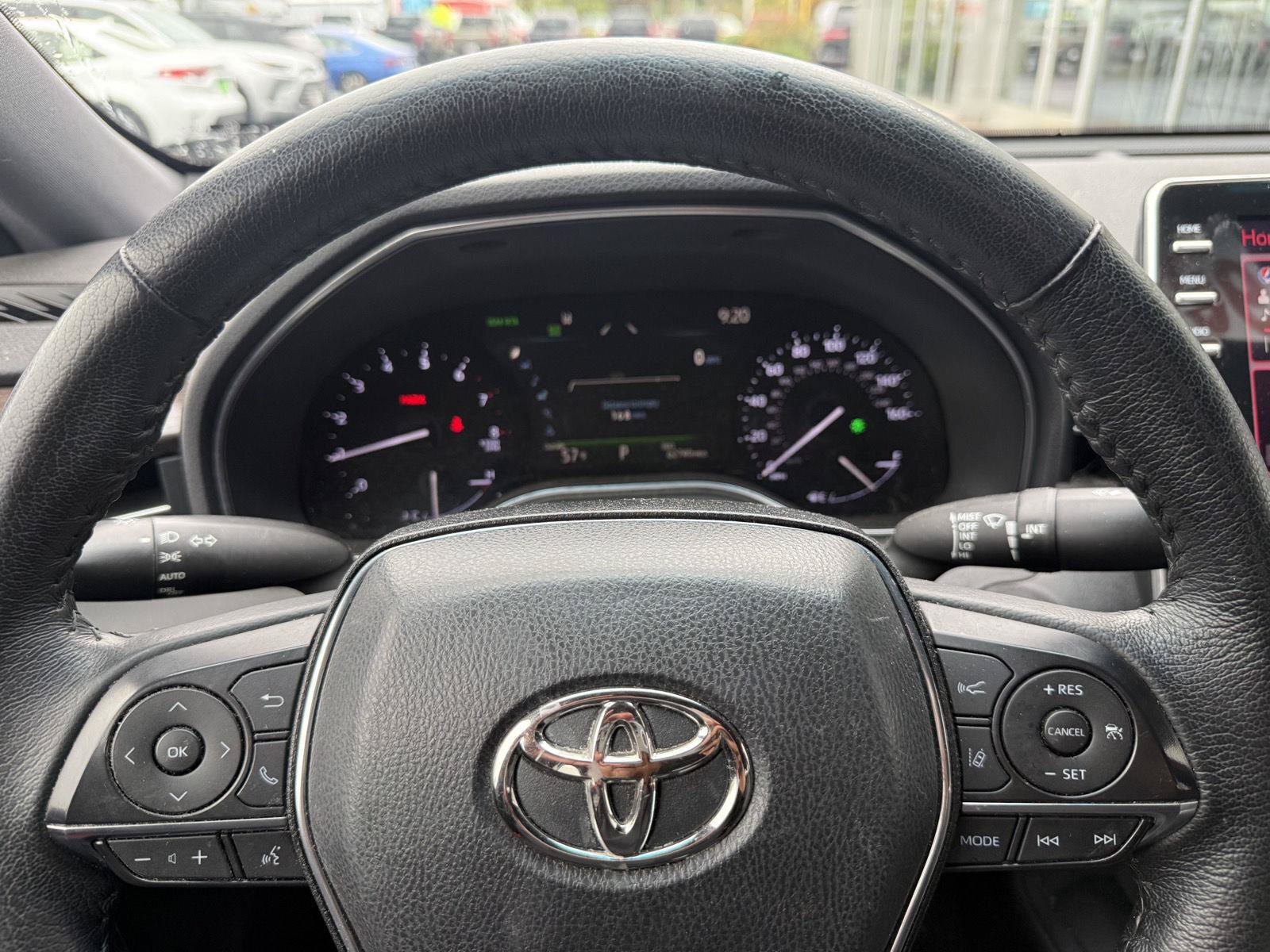 Used 2022 Toyota Avalon XLE FWD image 15