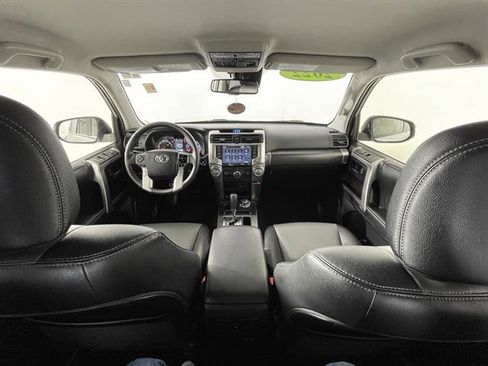 Used 2022 Toyota 4Runner SR5 Premium image 12