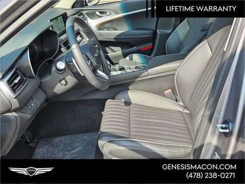 New 2026 Genesis G70 2.5T Prestige image 9