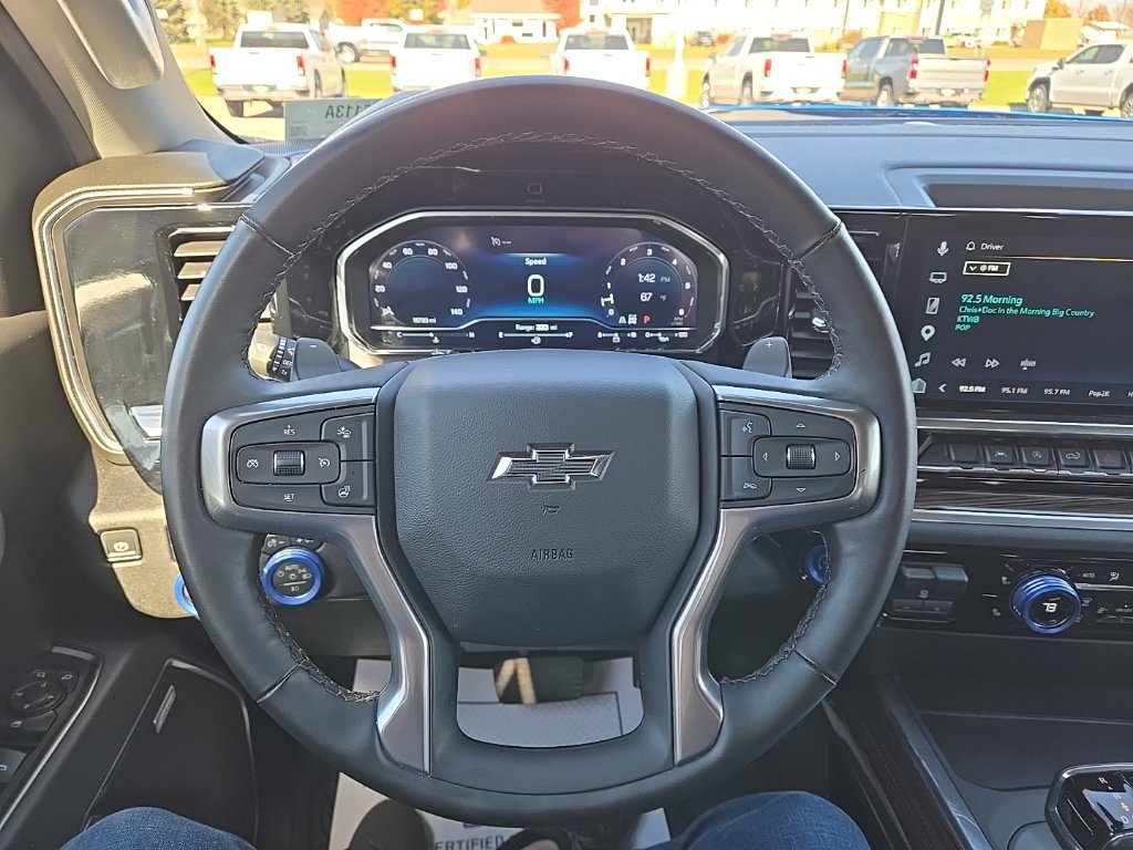 Used 2025 Chevrolet Silverado 1500 RST AWD/4WD image 19
