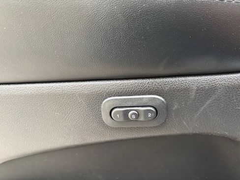 Used 2018 Jeep Grand Cherokee Limited AWD/4WD image 19