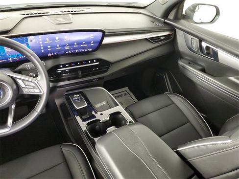 Used 2025 Buick Enclave Preferred image 20