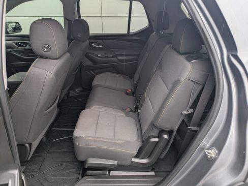 Used 2021 Chevrolet Traverse LT w/ LPO, 'HIT The Road' Package AWD/4WD image 32