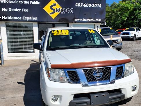Used 2016 Nissan Frontier SV w/ SV Value Truck Package RWD image 4
