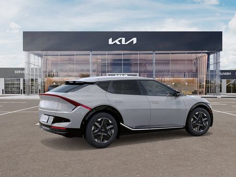 New 2026 Kia EV6 Wind RWD image 6
