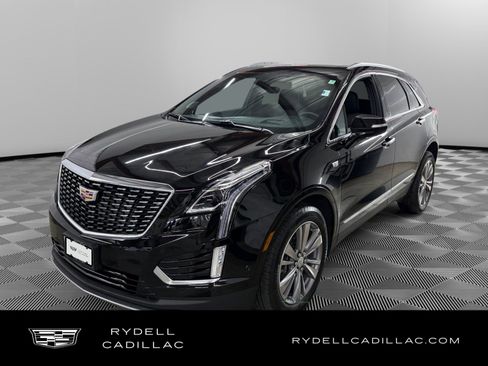 Certified 2025 Cadillac XT5 Premium Luxury w/ Technology Package AWD/4WD image 1