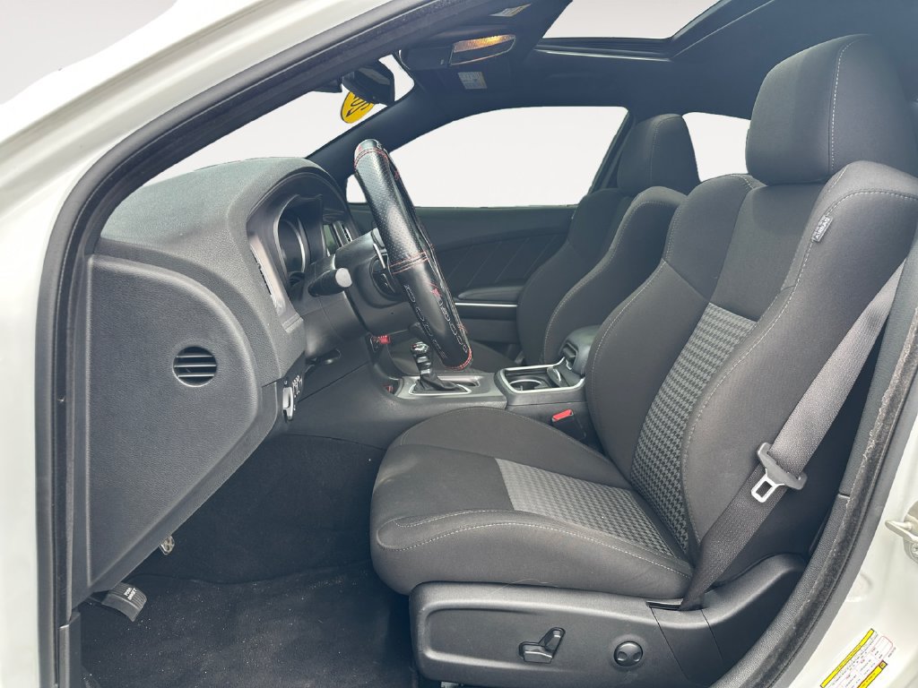 Used 2023 Dodge Charger Scat Pack RWD image 9