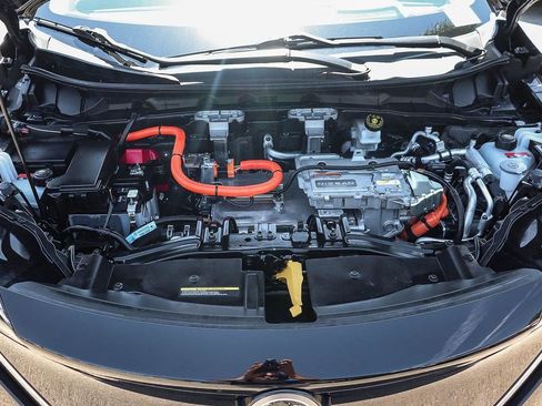 Certified 2024 Nissan Ariya FWD image 22