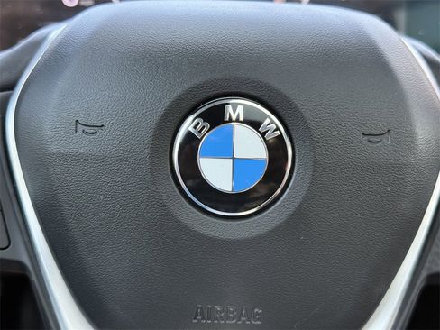 Used 2024 BMW 330i Sedan image 33