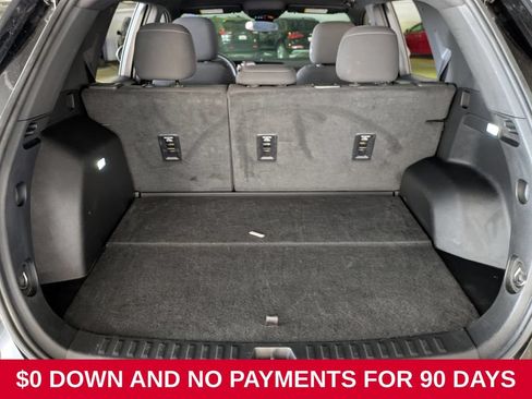 Used 2025 Chevrolet Equinox LT FWD image 25