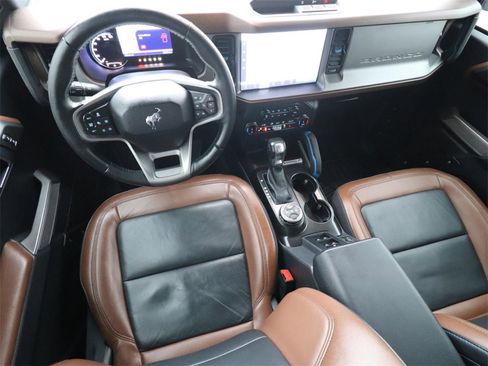 Certified 2022 Ford Bronco Outer Banks image 6