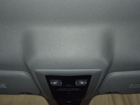 Certified 2024 RAM 1500 Classic SLT AWD/4WD image 21