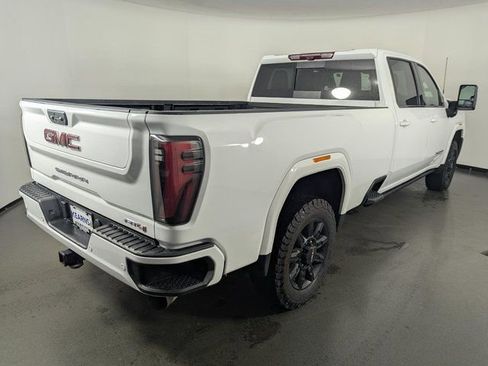 Used 2024 GMC Sierra 2500 AT4 w/ AT4 Premium Plus Package image 7