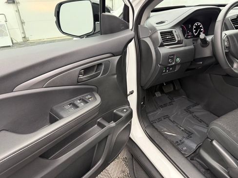 Used 2025 Honda Ridgeline Sport+ image 18