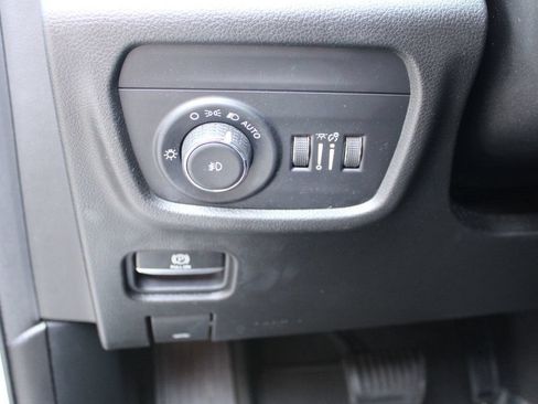 Used 2021 Jeep Grand Cherokee L Limited w/ Luxury Tech Group II AWD/4WD image 24
