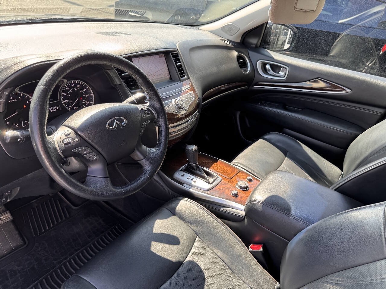 Used 2013 INFINITI JX35 AWD w/ Premium Pkg image 31