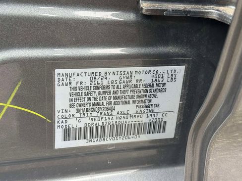 Used 2025 Nissan Sentra SV image 17