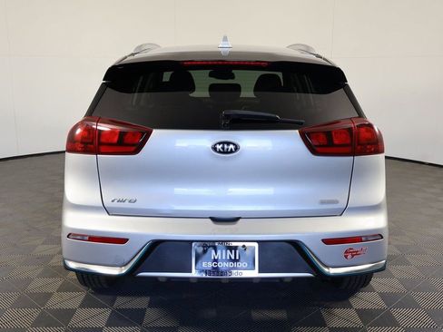Used 2018 Kia Niro LX image 5