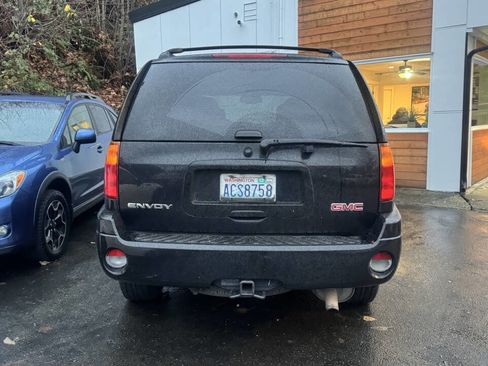 Used 2008 GMC Envoy SLE image 4
